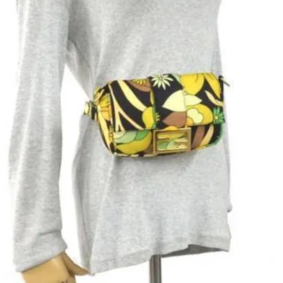 NWT FENDI SS20 Floral Nylon Baguette Convertible Bag w 2 additional straps NWT - Picture 13 of 16